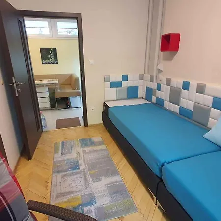 In - Balaton 30359 *